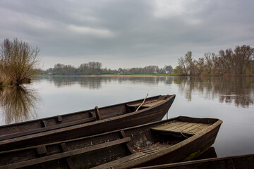 Obraz premium Barques sur la loir