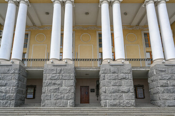Volgograd Municipal Theater on the Central Embankment.