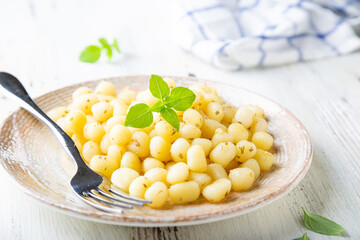 Gnocchi with olive oil, garlic and basil