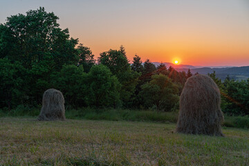 Siano, wieś, zachód słońca, Małopolska, Nowy Sącz