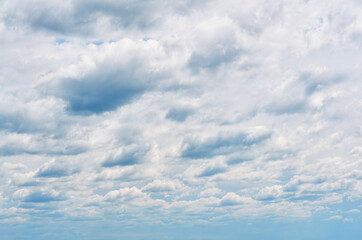 Obraz premium white clouds in a blue sky