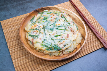 Korean Seafood and Chive Pancake, 'Haemulbuchujeon'