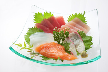 　　刺身の盛り合わせ