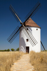 Fototapeta premium Manchego Windmill at Mota del Cuervo, Cuenca, Spain