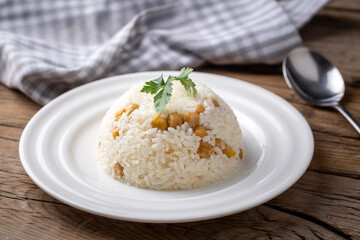 Turkish Rice with chickpea served, Turkish name; Nohutlu pilav or pilaf