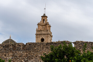 Naklejka premium Santa maría de la valldigna monastery, in a cloudy day.