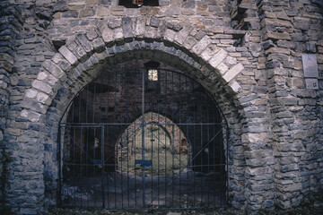 the entrance to the abandoned castle 
