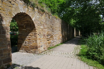 Fototapeta na wymiar Stadtmauer in Gerolzhofen