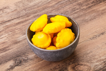 Marinated patissons in the bowl