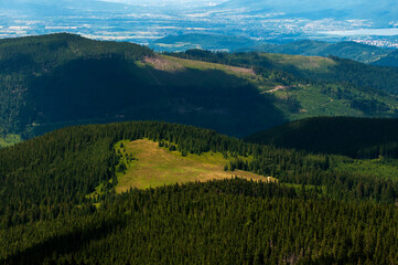 Pasma górskie Beskidu Śląskiego, widok z Pilska