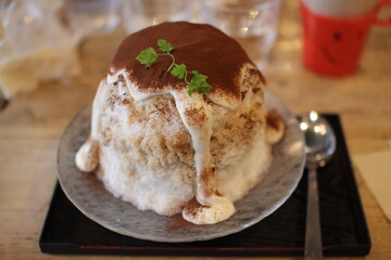 Shaved ice with tiramisu flavor