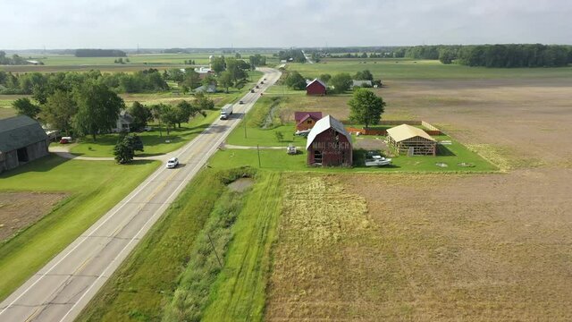 Mail Pouch Barn in Ohio 4K Ariel