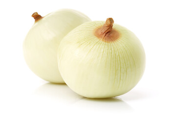 Fototapeta premium Gold onion vegetable bulbs on white background