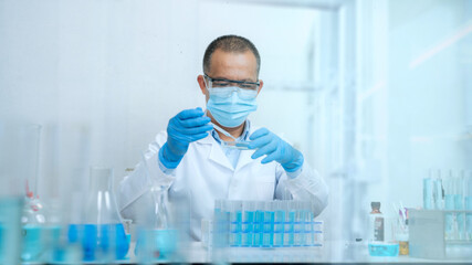 
Scientists are testing and researching five coronavirus vaccines. in the laboratory
