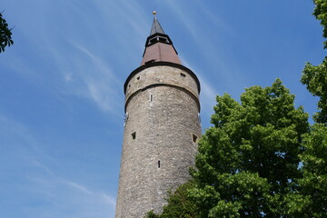 schiefer Falterturm in Kitzingen