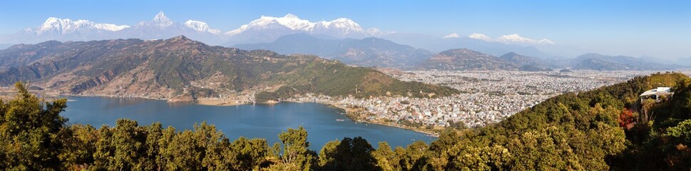 Fototapeta na wymiar Annapurna and Manaslu himalayan range Pokhara Phewa lake