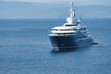 The luxury yacht 