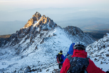 A group of hikers climbing the Pico de Orizaba in mexico