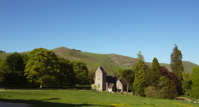 Closeup shot of the Ilam Park Ashbourne, in the UK