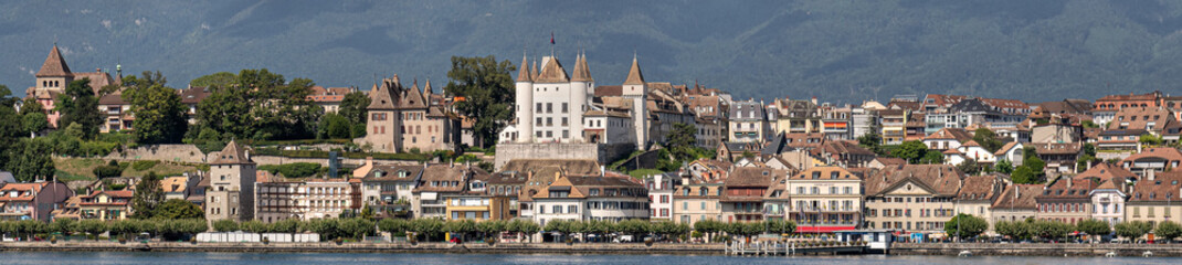 Obraz premium Lake Geneva village