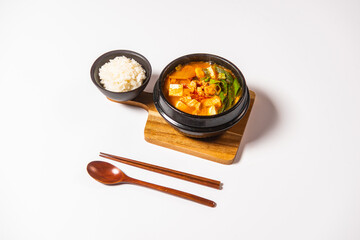 매콤, 달콤, 맛있는 김치가 들어간 시원한 김치찌개