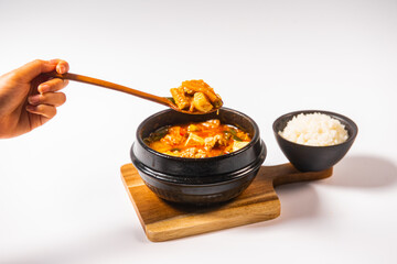 매콤, 달콤, 맛있는 김치가 들어간 시원한 김치찌개