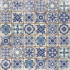 Papier Peint photo Portugal carreaux de céramique Carreaux portugais bleus motif grungy background - Azulejos fashion interior design carreaux
