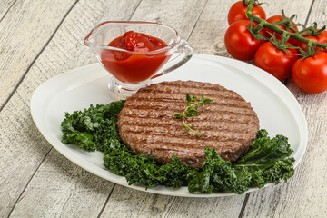 Grilled beef cutlet for burger
