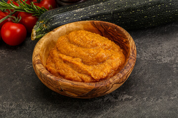 Vegetarian cuisine - Zucchini puree with herbs