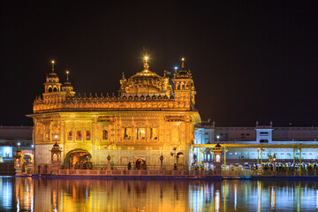 Fototapeta na wymiar The Golden Temple of Amritsar in India