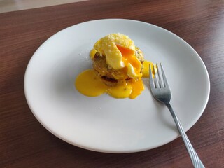 eggs benedict