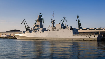 WARSHIP - Italian Navy guided missile frigate moored at the seaport wharf  © Wojciech Wrzesień