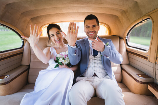 3.600+ Fotos, Bilder und lizenzfreie Bilder zu Autodeko Hochzeit
