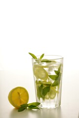 Mint lemonade