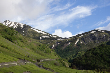 Fototapeta premium swiss mountains in the mountains