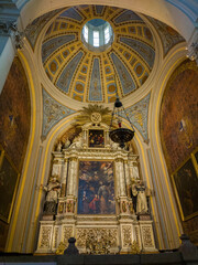 Fototapeta na wymiar Zaragoza, Spain, church interior