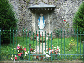 Il Santuario della Madonna del Bosco a Imbersago, in provincia di Lecco.