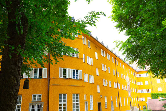 The Borstei is a listed housing estate in the Munich district of Moosach