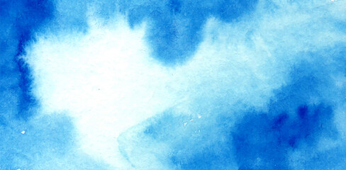 Fototapeta na wymiar blue watercolor background with a transition from white to blue. Blue watercolor sky, clouds
