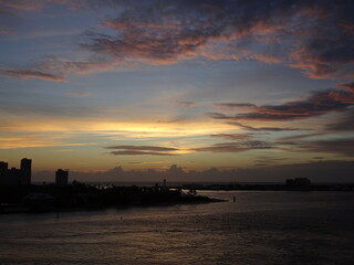 Fototapeta na wymiar Ft Lauderdale oceanfront at sunrise