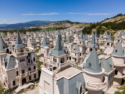 Turkey's Ghost Disney Town, Abandoned Burj Al Babas Villas in Bolu Province