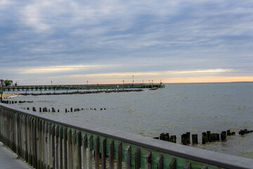 Obraz premium pier on the beach