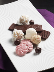 Ice cream and sweets images for the food industry.