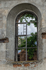 Fototapeta na wymiar Brody, Ukraine - june, 2021: The ruins of The Old fortress synagogue of Brody 