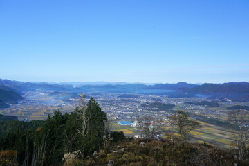 八上城跡　山頂から見る篠山盆地の風景	
