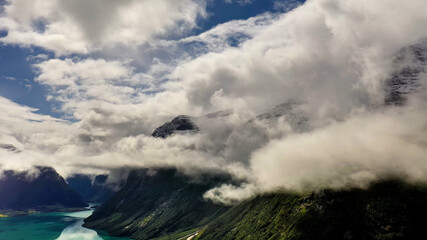 Obraz premium clouds over the sea