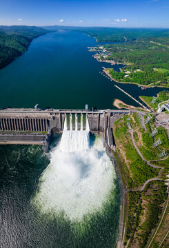 Hydroelectric dam on the river