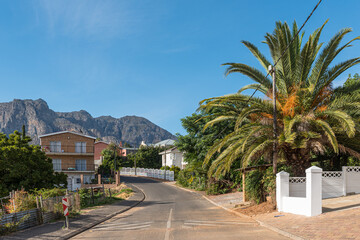 Street scene, with houses, in Pniel