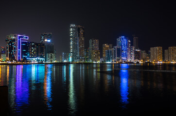 Obraz na płótnie Canvas Night view of Sharjah