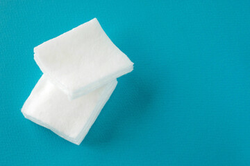 square cotton wool on blue background - 441144106